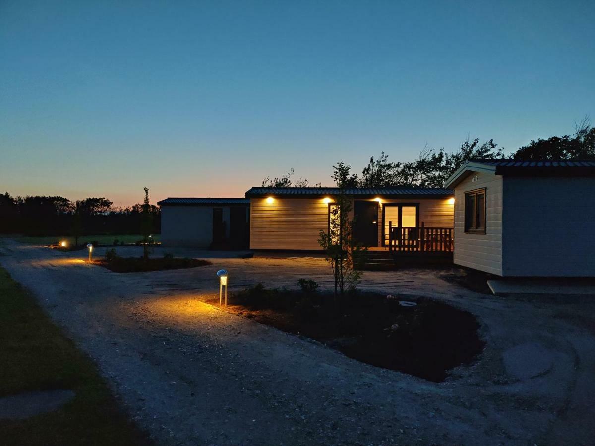 Nissum Fjord Camping Fjand Garde Exterior photo